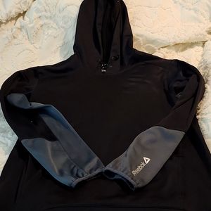 🐥5/$25🐥Reebok Play Warm Hoodie